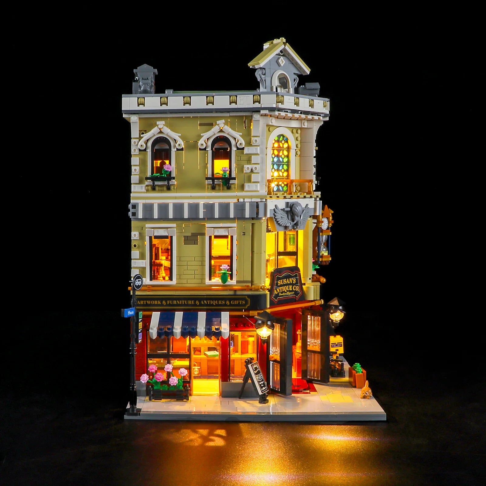 Funwhole Antique Store modular building set with LED lights, vintage architecture, and detailed storefront for collectors.