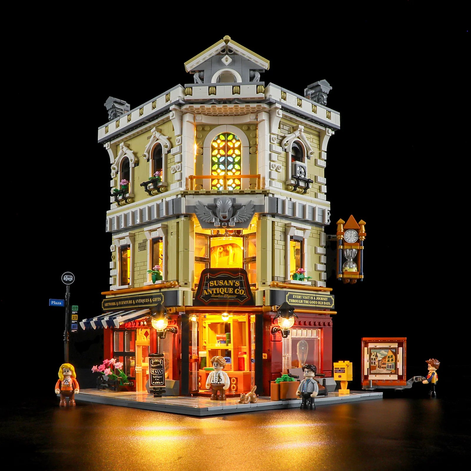 Funwhole Antique Store modular building set with LED lights, detailed storefront, vintage design, and collectible mini-figures.