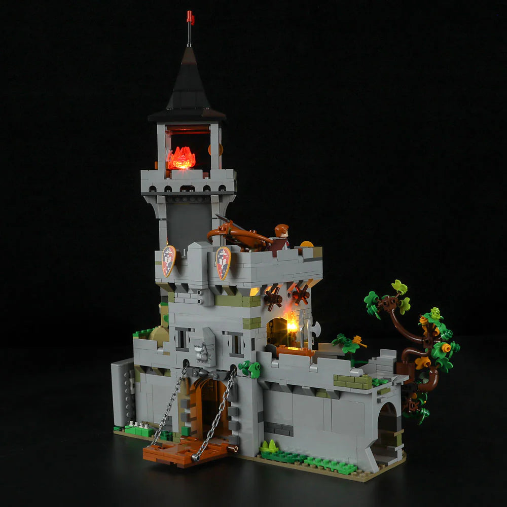 Funwhole Medieval Watchtower Set F9027 – Illuminated fortress with a working drawbridge, tower beacon, and castle defenses at night