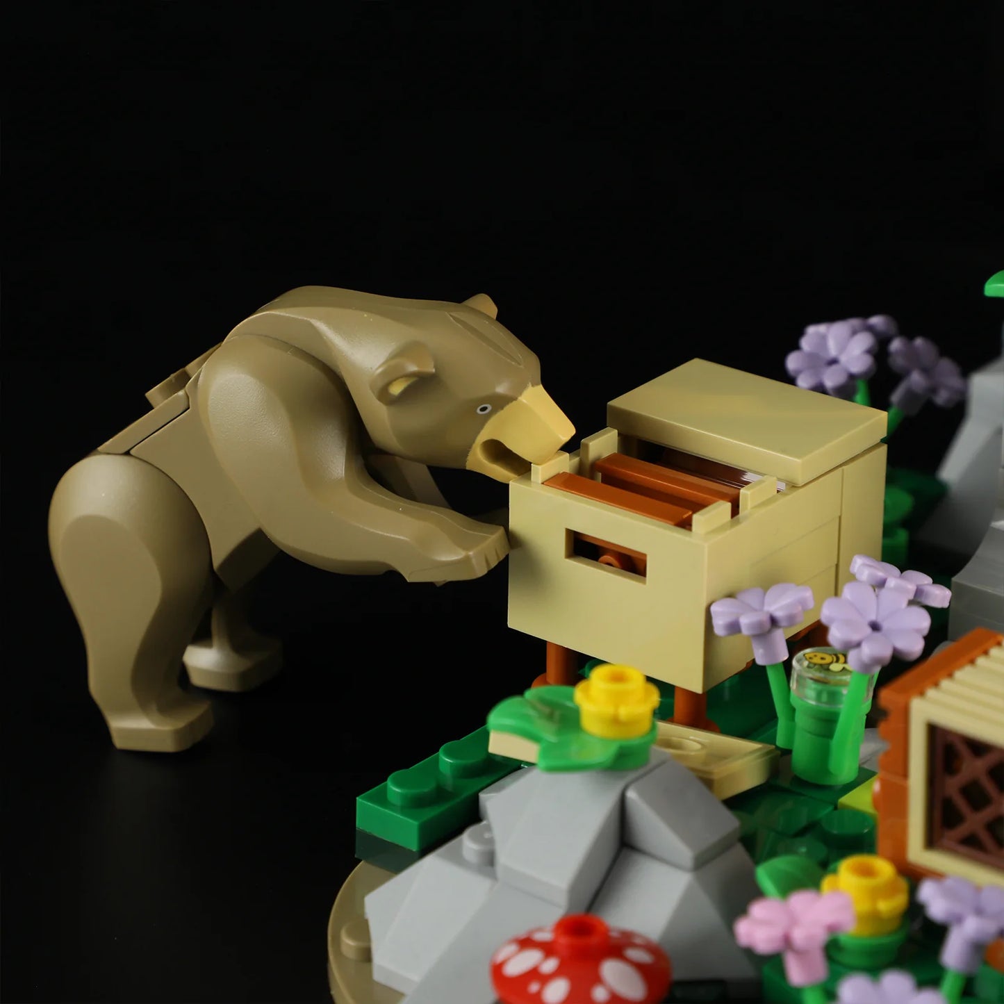 Lumibricks (Formerly Funwhole) F9062 Bee Farm bear figure raiding beehive surrounded by purple flowers and greenery
